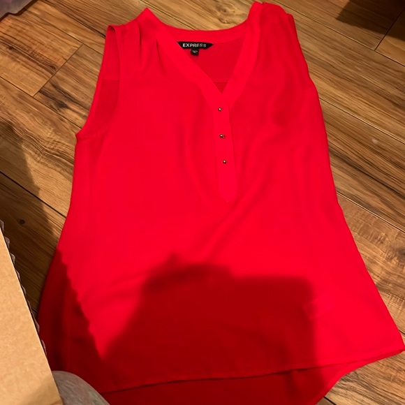 Red express shirt - Picture 1 of 2